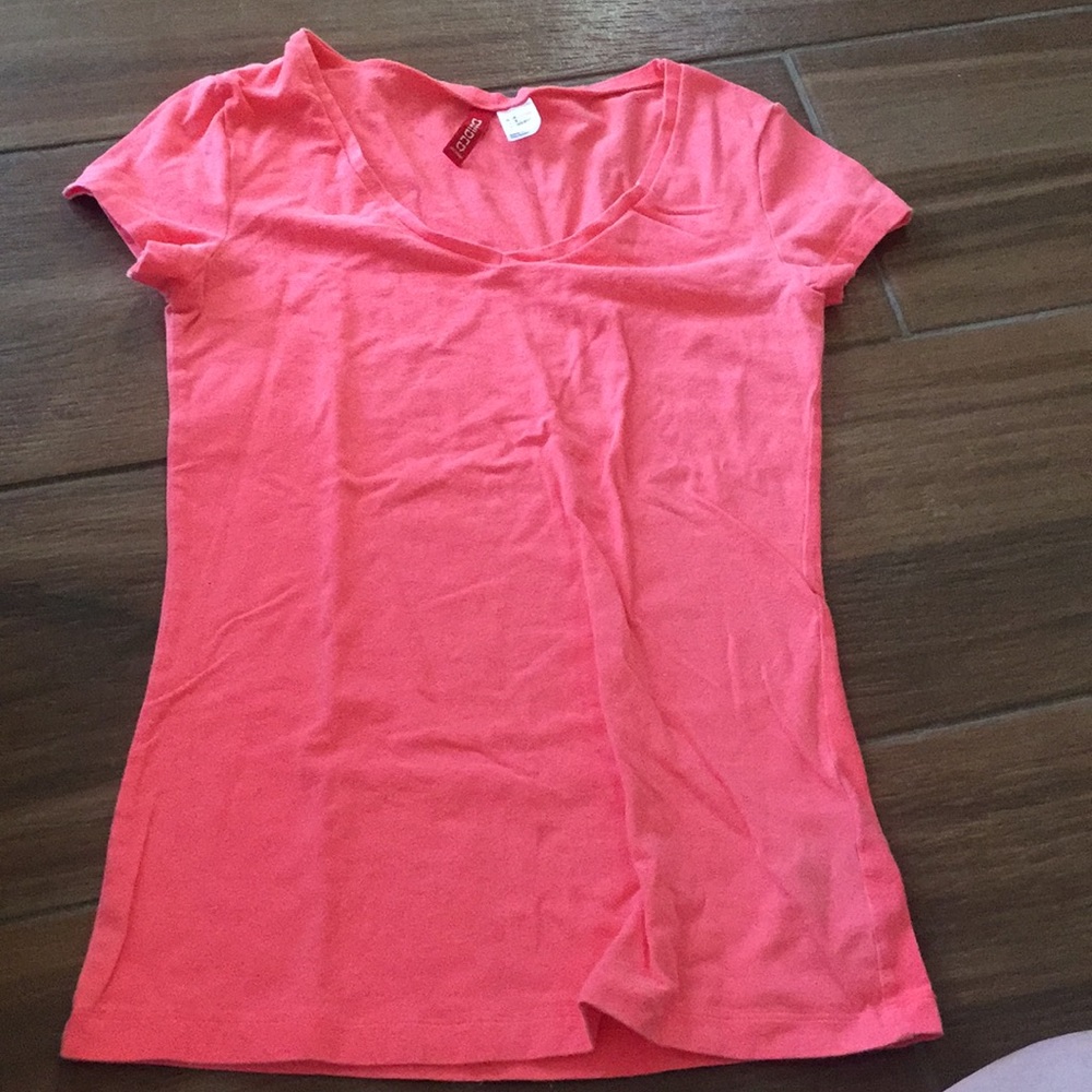 H&M coral vneck
